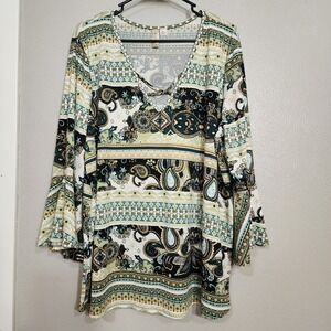 Misia Top Women's Size Plus 2x Tunic Pull Over V Neck Green White Cream